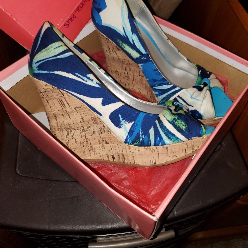 Charlotte Russe Floral Wedges